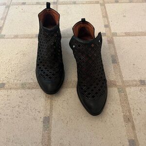 Jeffrey Campbell  shoes.